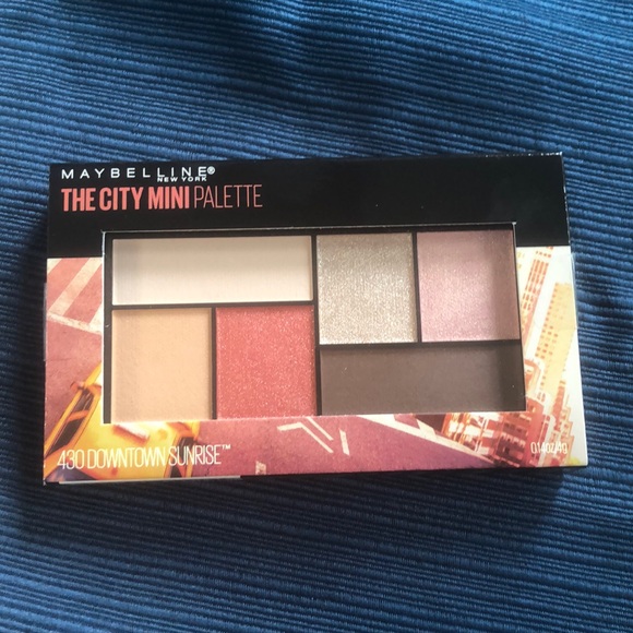 Maybelline Other - Maybelline The City Mini Palette!